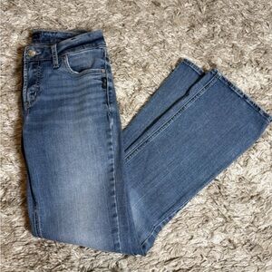 Silver Jeans Women's Elyse bootcut Leg in Classic Blue